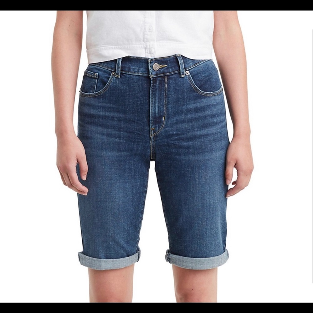 Levi’s Shorts -Can Be Cuffed Or Un Cuffed